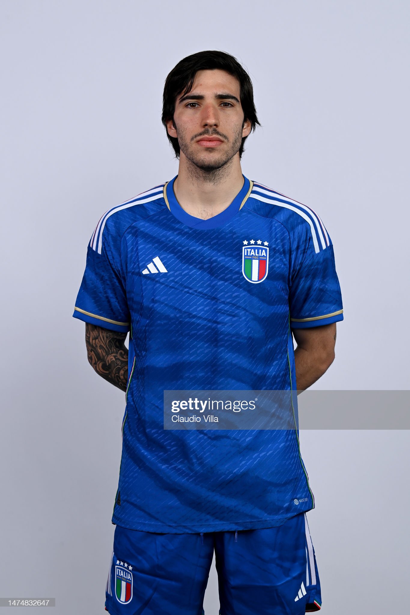 Sandro Tonali - Submissions - Cut Out Player Faces Megapack